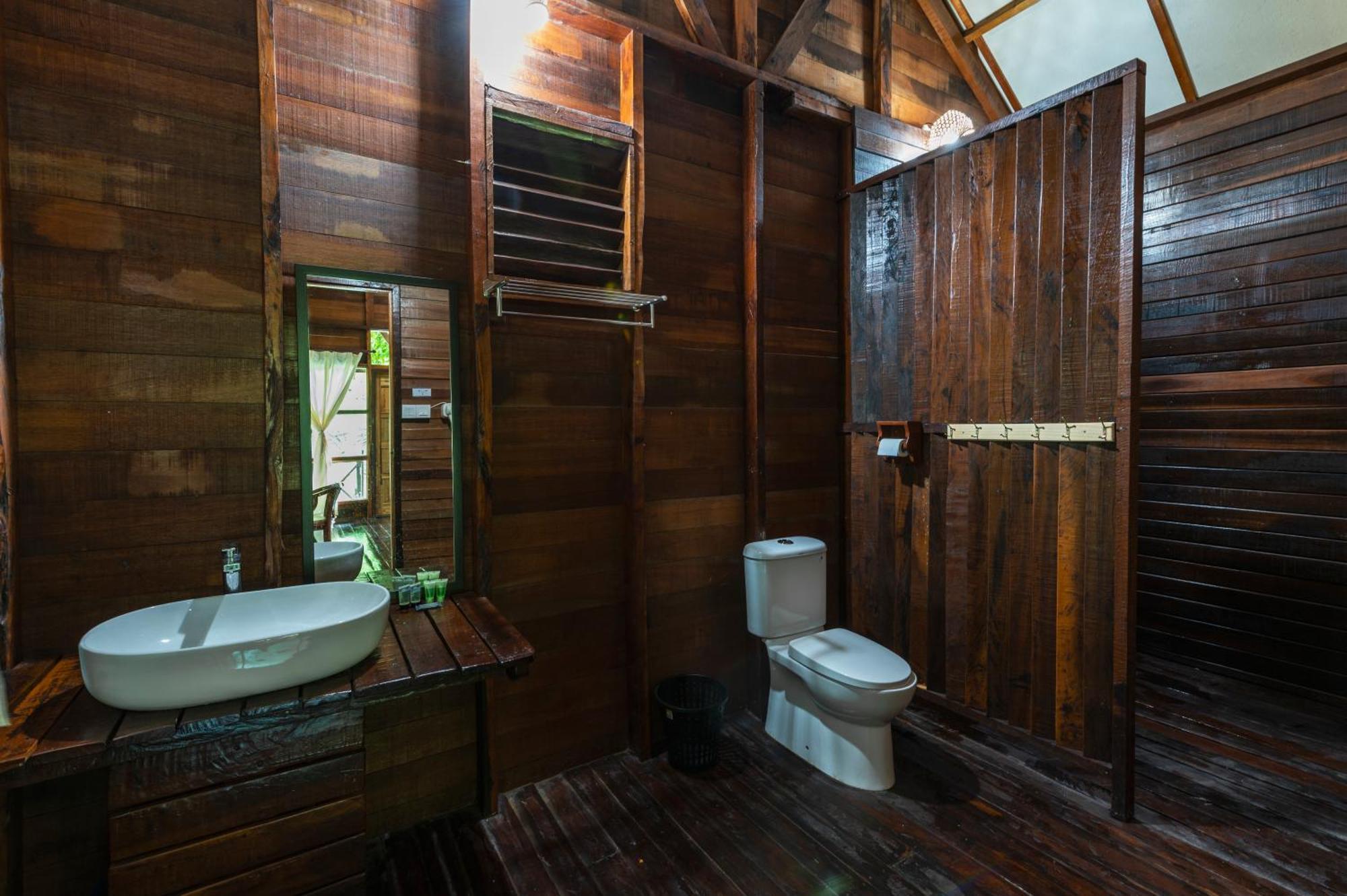 Borneo Sepilok Rainforest Resort Exteriör bild